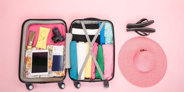 L’été en pleine forme : votre trousse santé indispensable pour les vacances